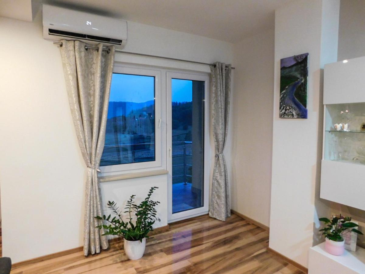 אוטוצאץ Apartman Lara מראה חיצוני תמונה