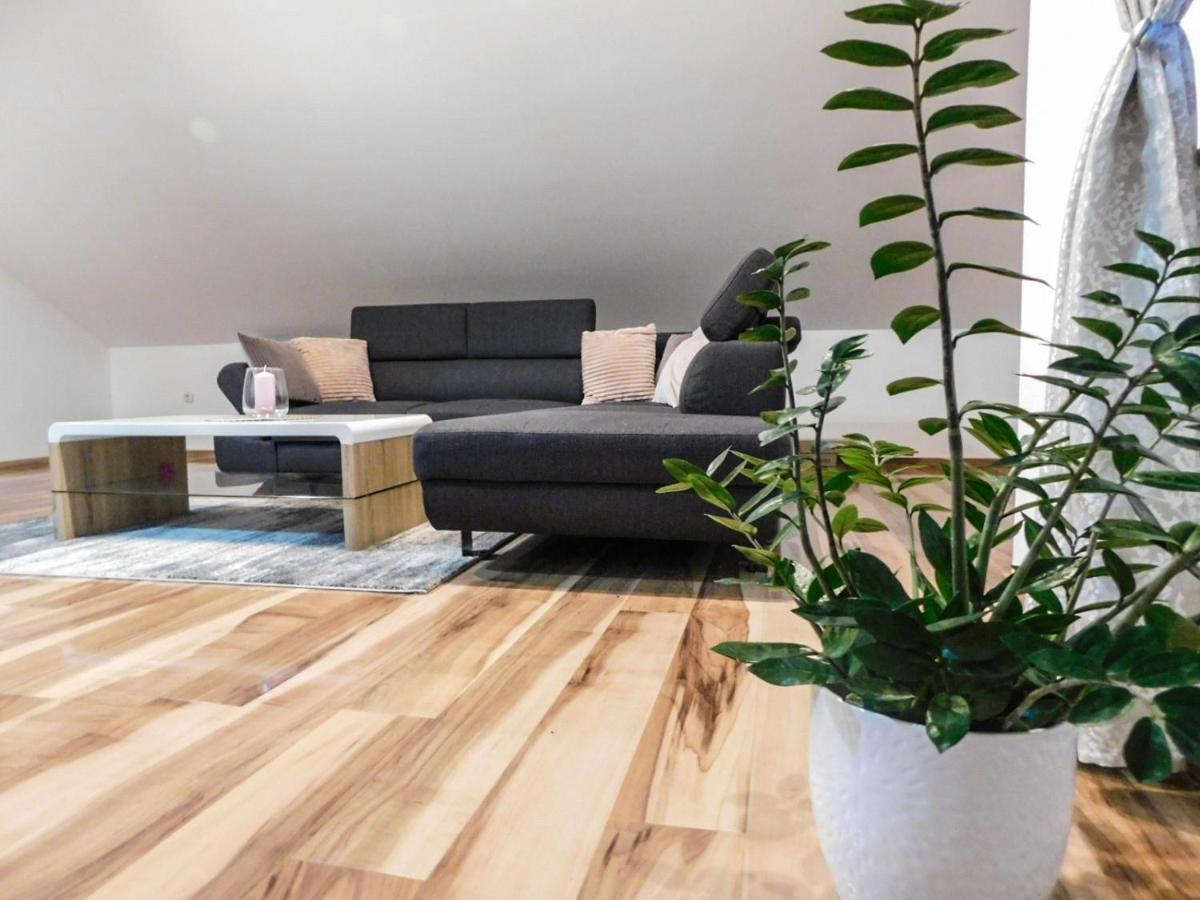 אוטוצאץ Apartman Lara מראה חיצוני תמונה
